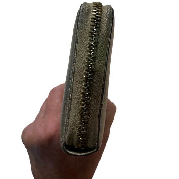 🏆HOST PICK - Gucci - SoHo Vintage gold Zippy wallet - GUC - Picture 3 of 16